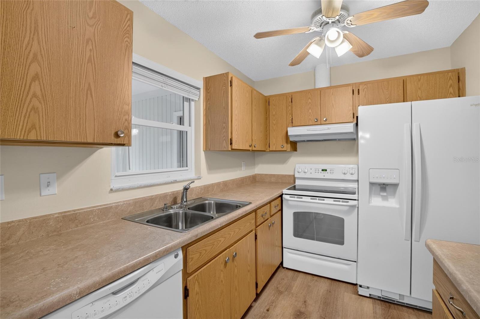 HIGHGATE E CONDO - Residential