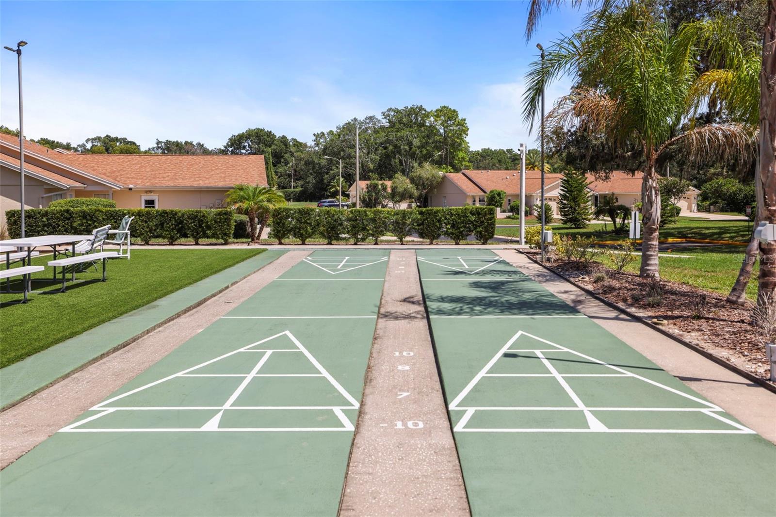 WOOD VIEW AT MEADOW OAKS - Residential