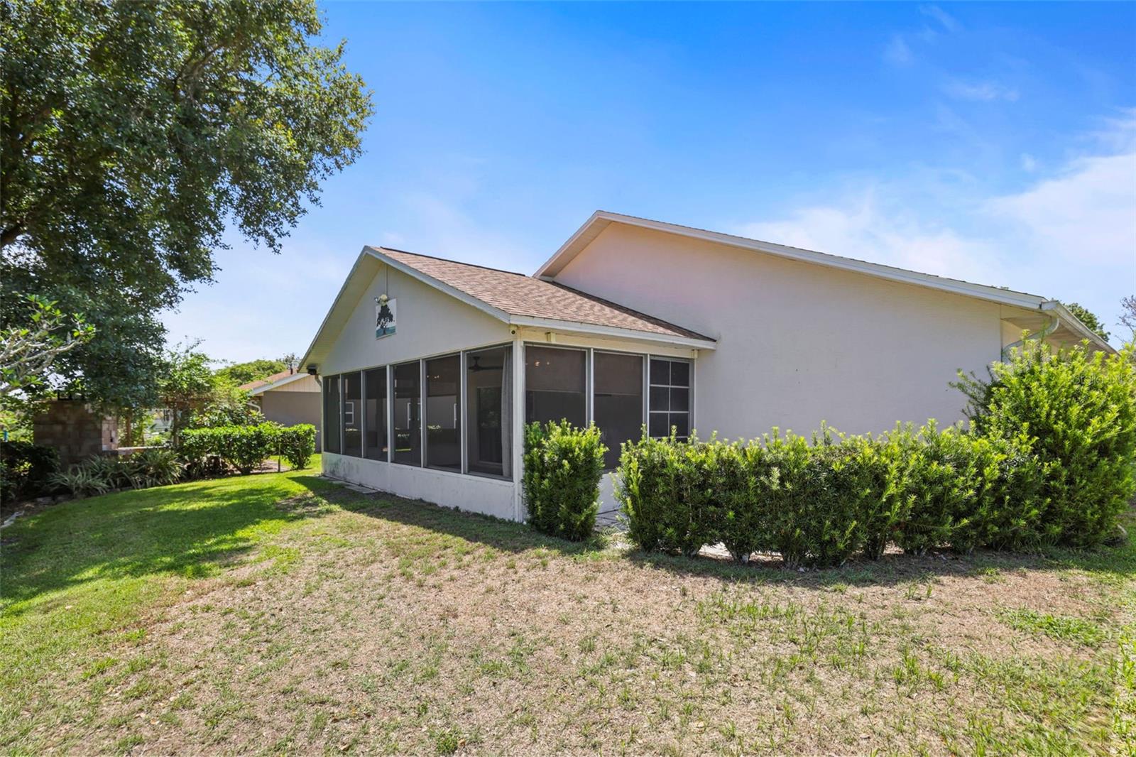 WOOD VIEW AT MEADOW OAKS - Residential
