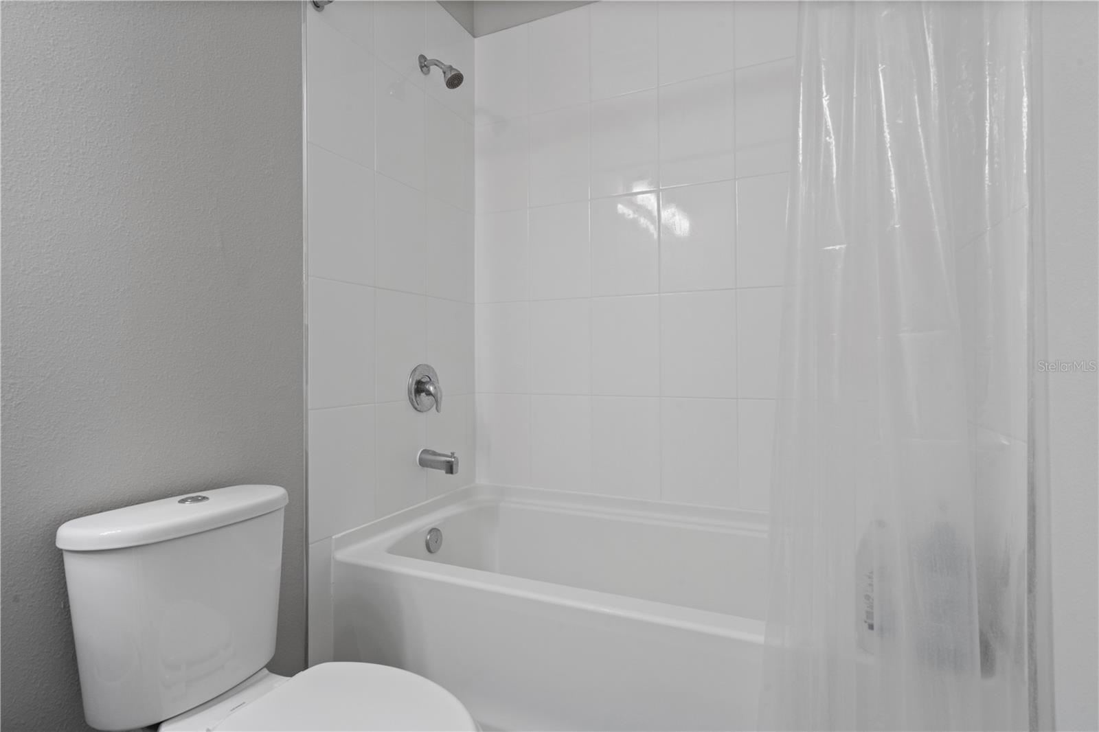 HIGHLAND RDG - Residential Lease