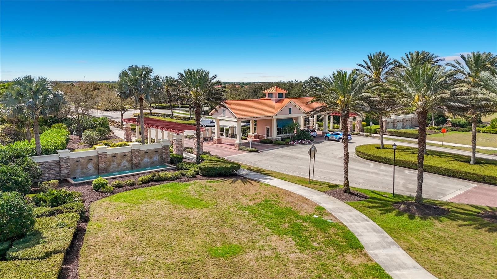 SARASOTA NATIONAL - Residential