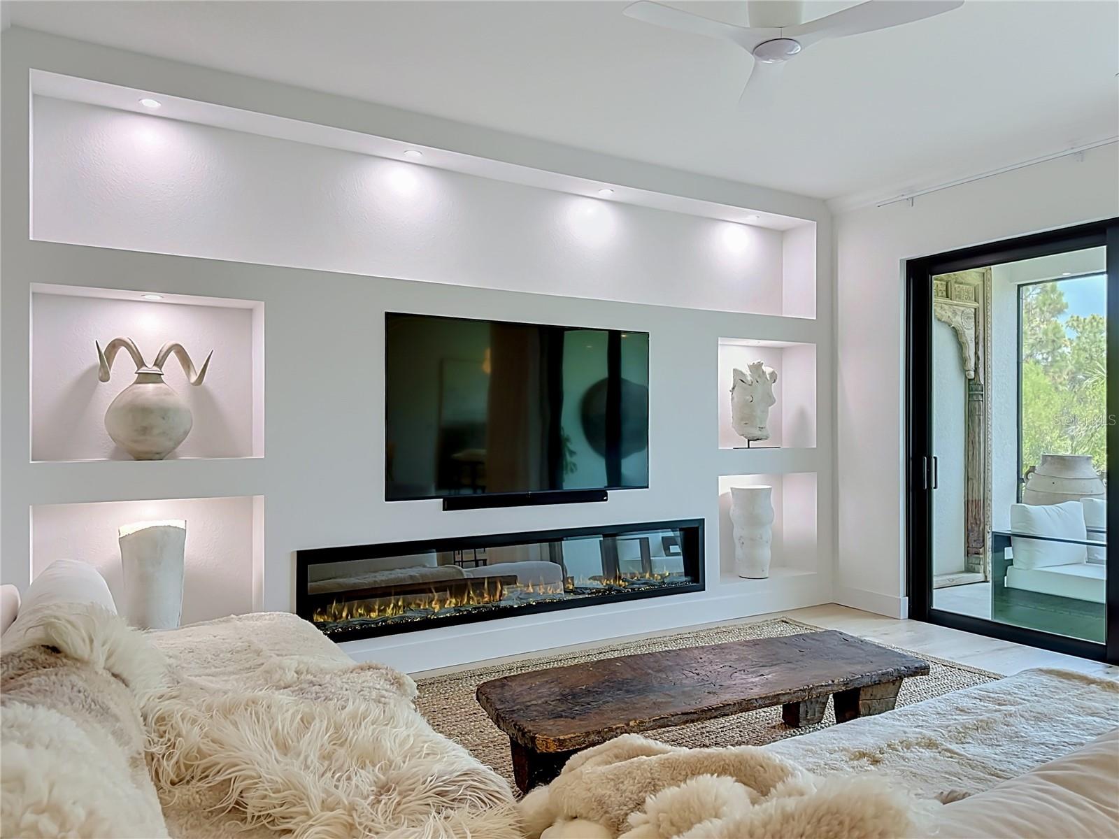 SARASOTA NATIONAL - Residential