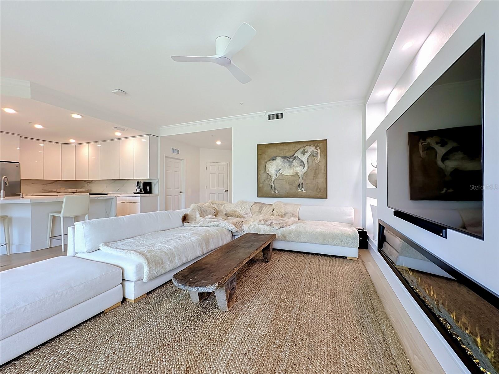 SARASOTA NATIONAL - Residential