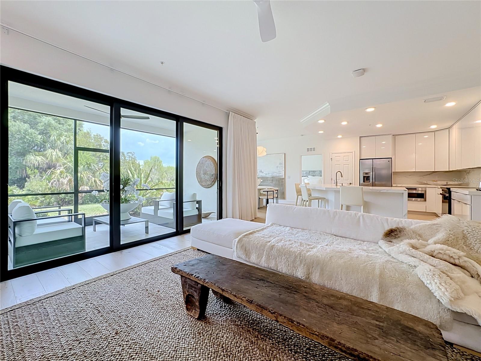 SARASOTA NATIONAL - Residential