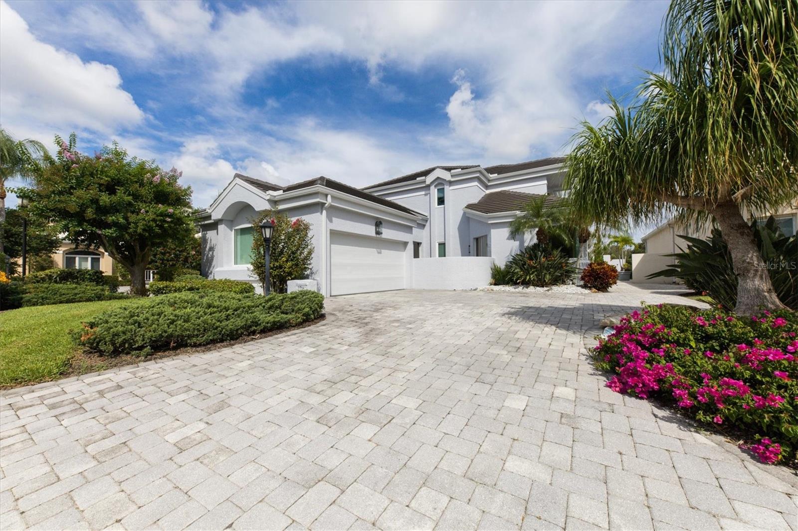 PRESTANCIA - Residential