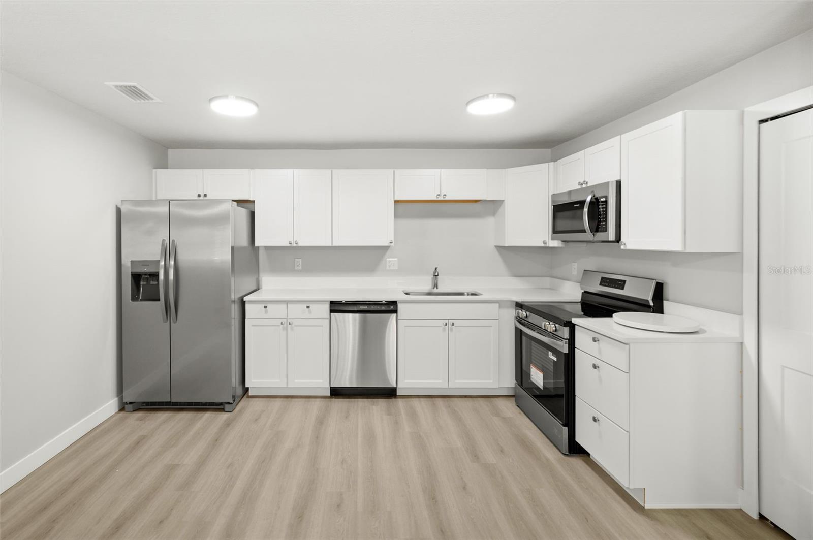 CAROL ESTATES TERRACE - Residential Lease