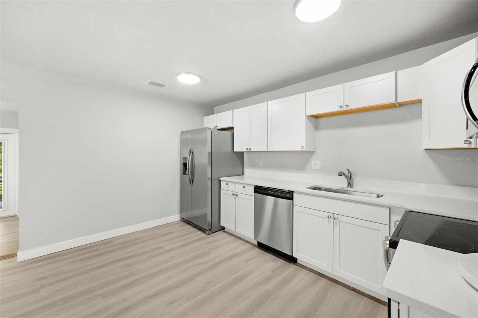 CAROL ESTATES TERRACE - Residential Lease