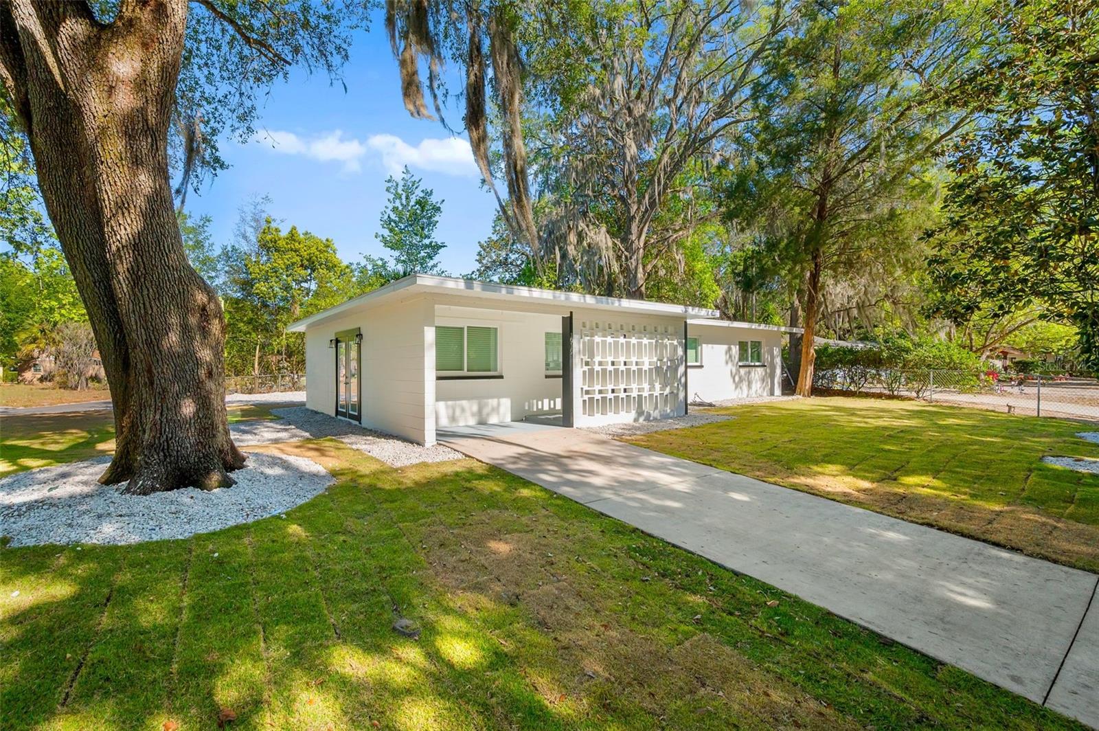 CAROL ESTATES TERRACE - Residential Lease