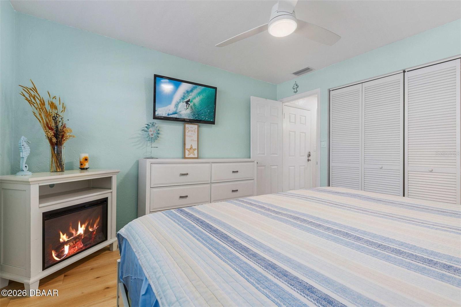 CURRAN SHORES NORTH - Residential