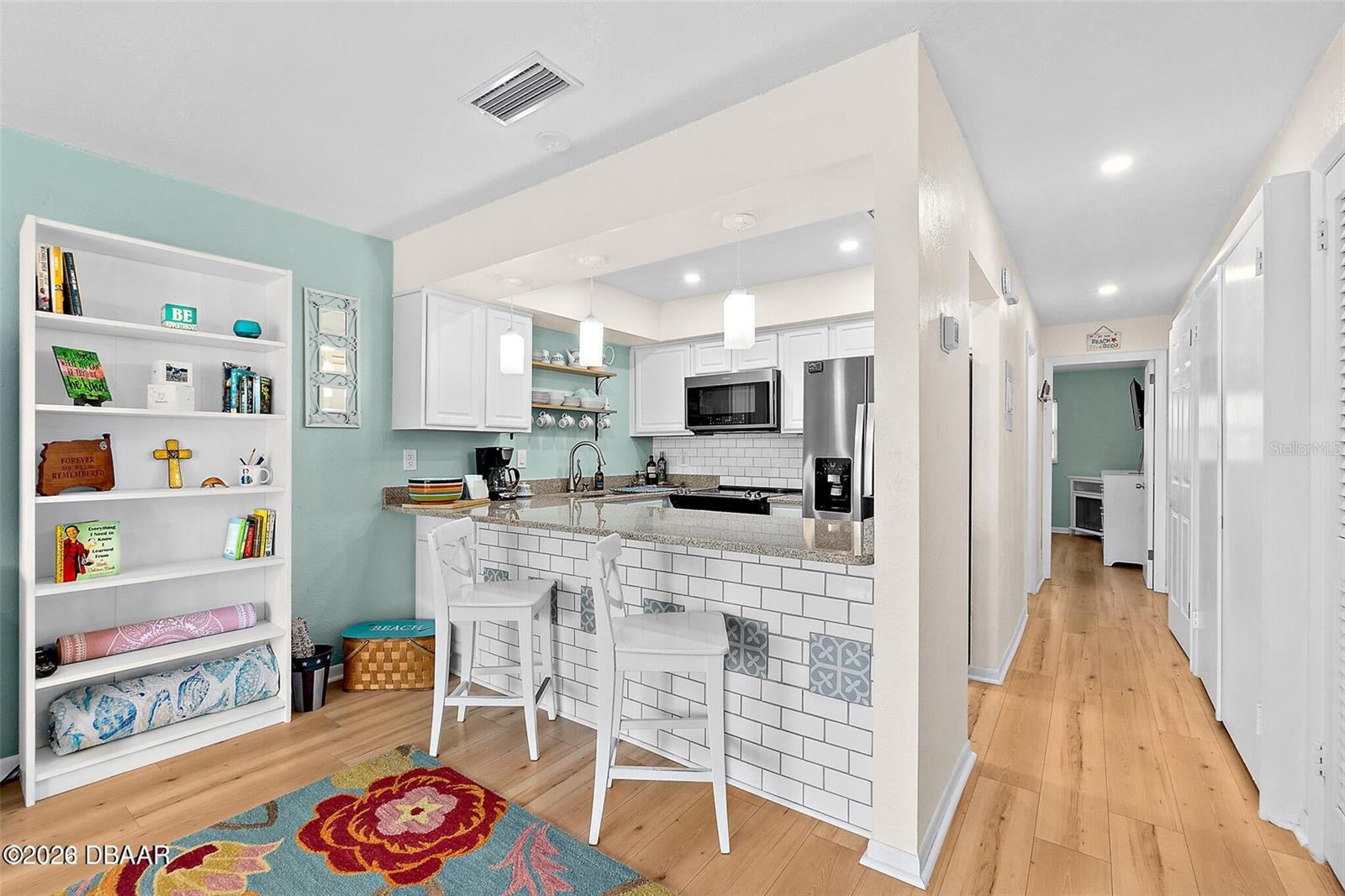CURRAN SHORES NORTH - Residential