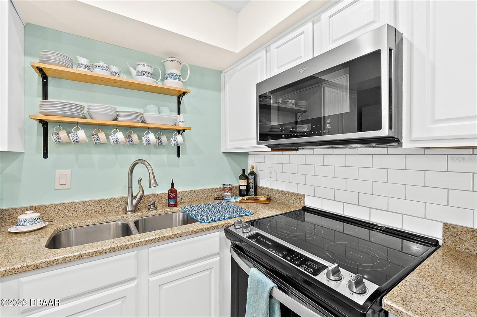 CURRAN SHORES NORTH - Residential