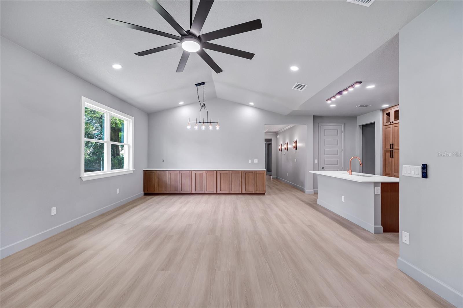 ADIRONDACK HEIGHTS - Residential