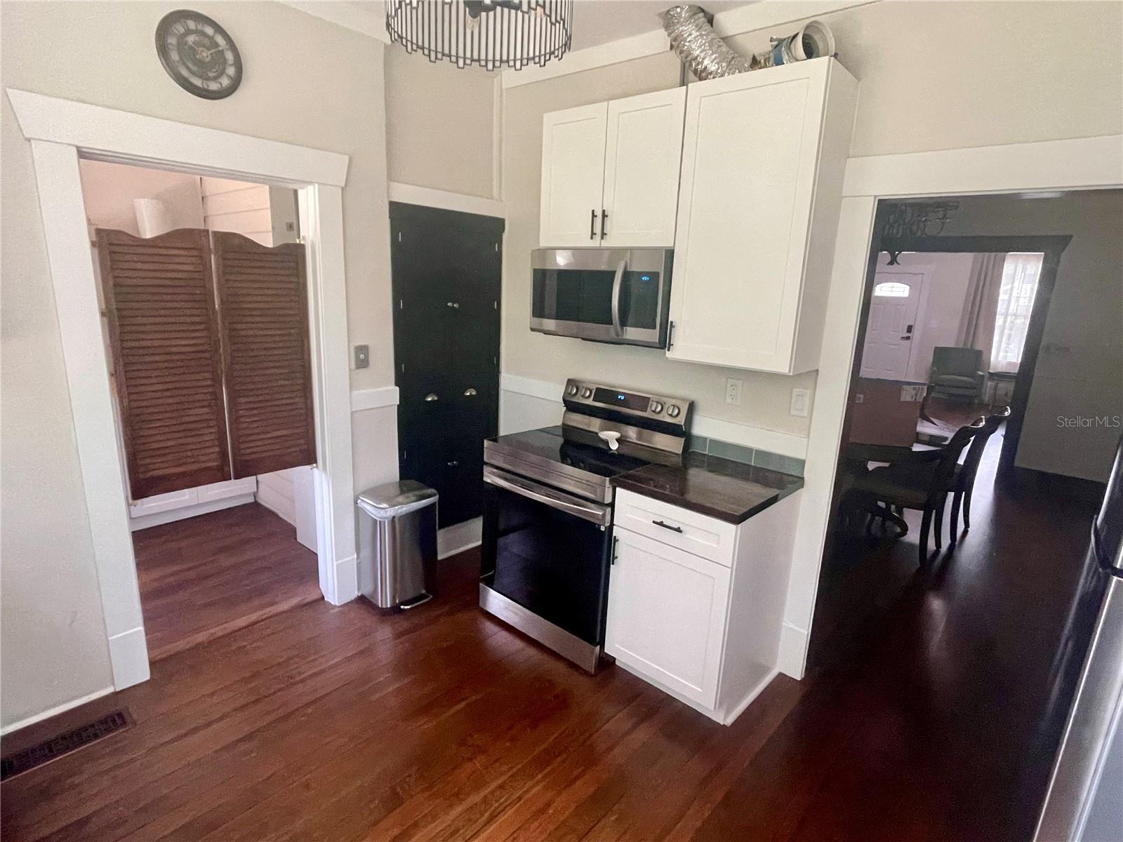 RICHS ADD DELAND - Residential