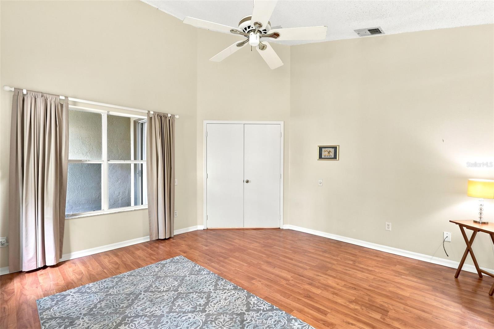 SUNCREST - Residential