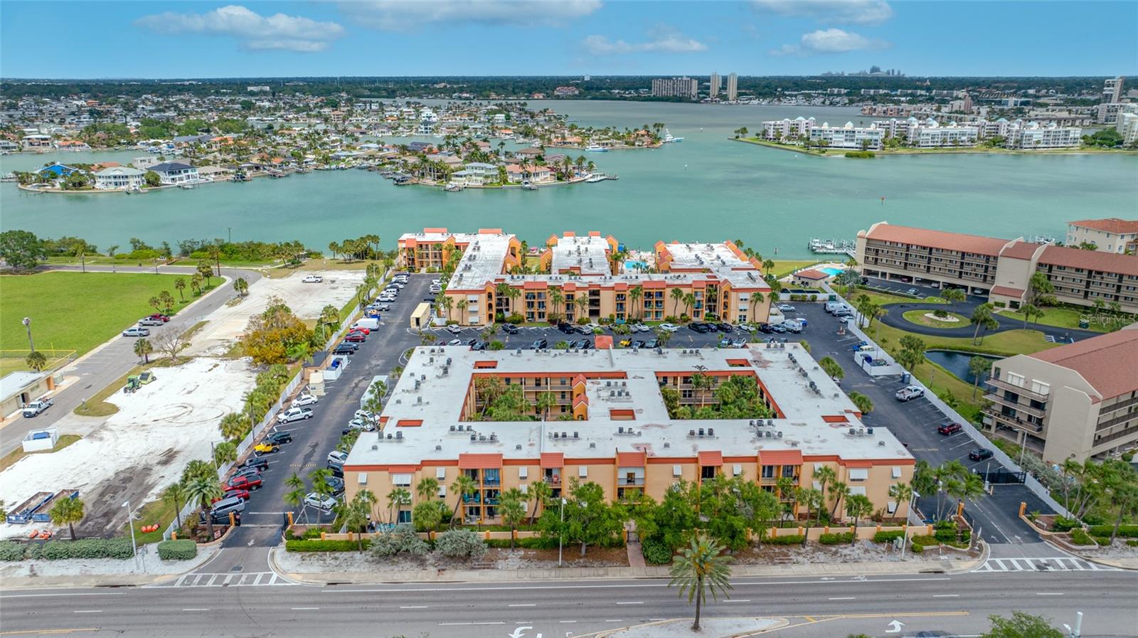 BOCA SHORES CONDO - Residential