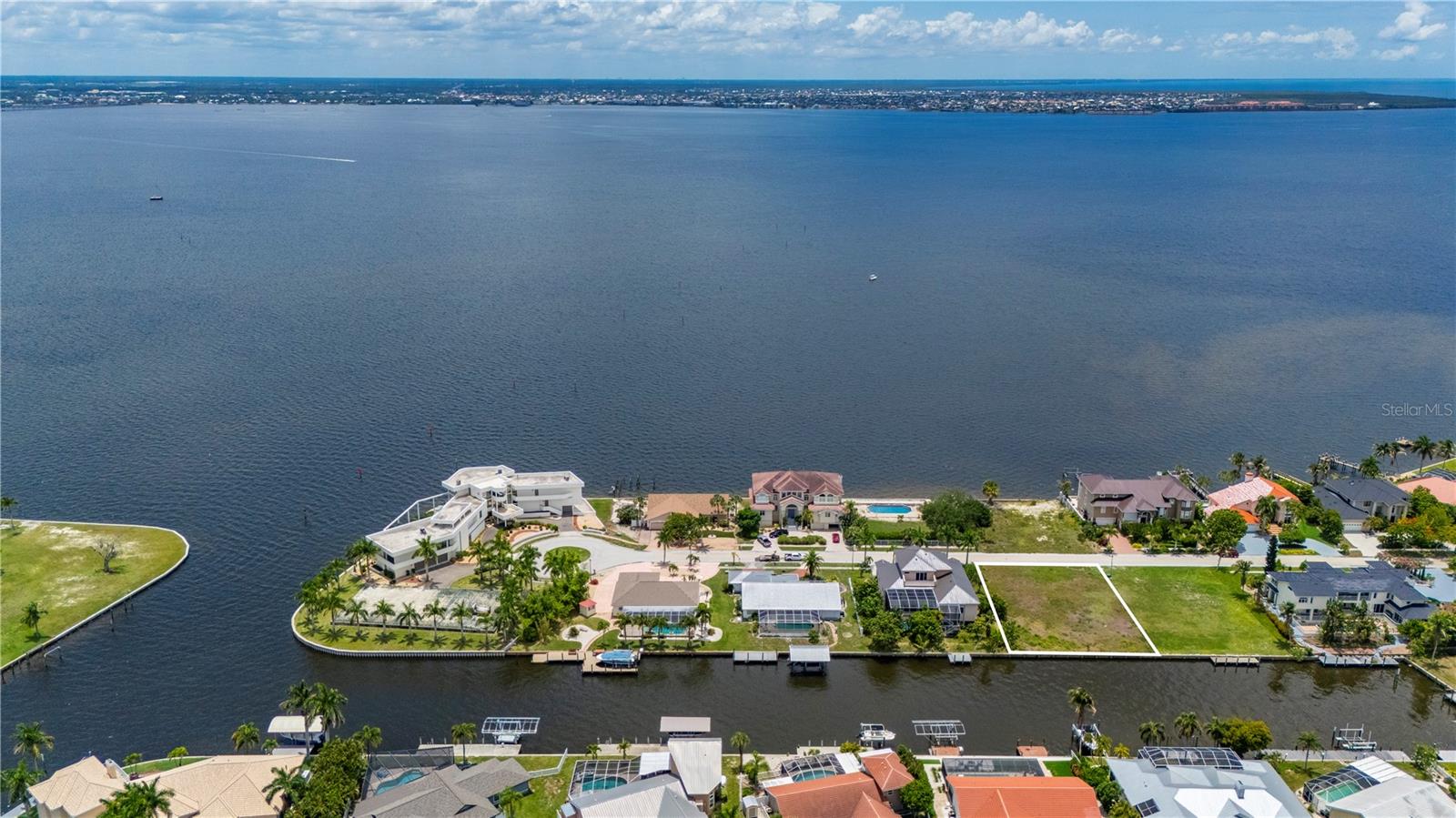 PORT CHARLOTTE SEC 040 - Land
