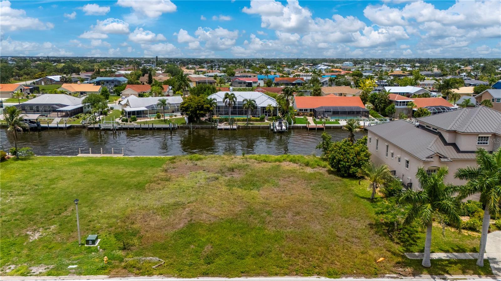 PORT CHARLOTTE SEC 040 - Land