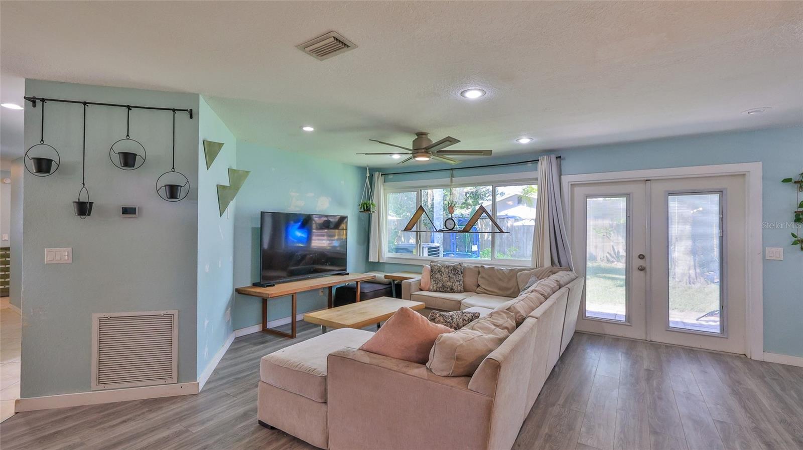 FLORIDA SHORES 01 - Residential