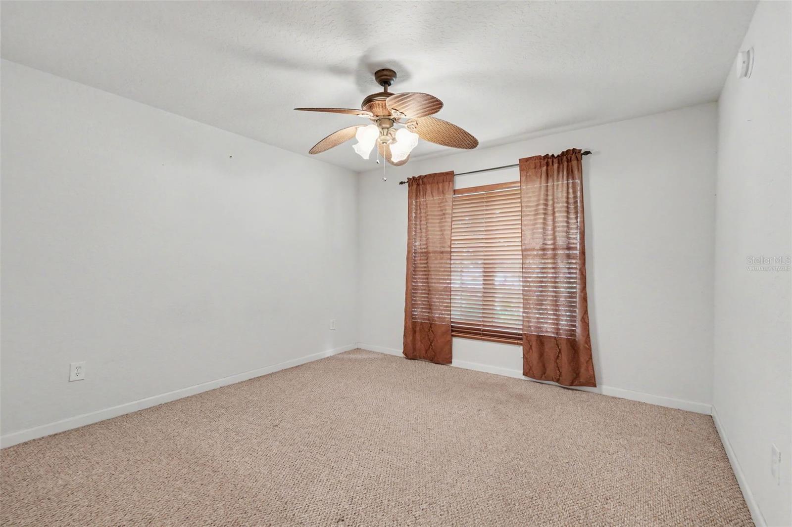 RED HAWK - Residential