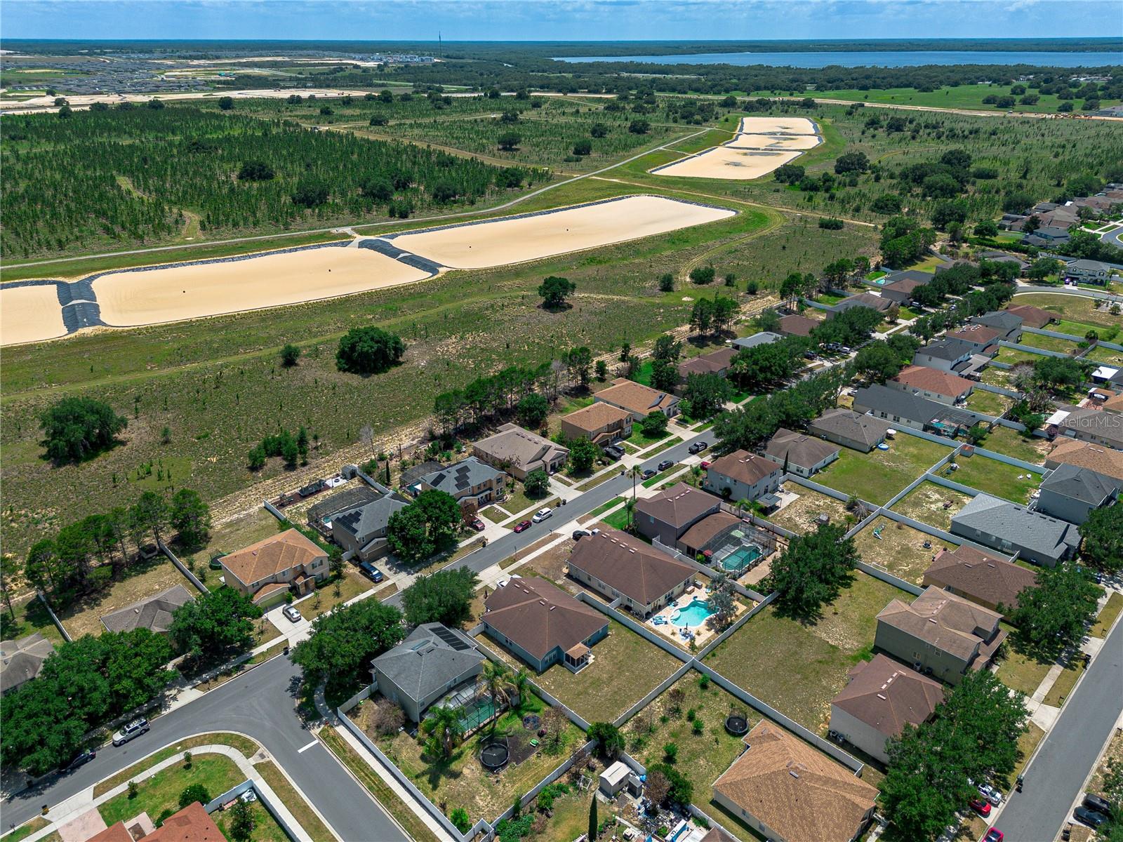 SOUTHERN FIELDS - Residential