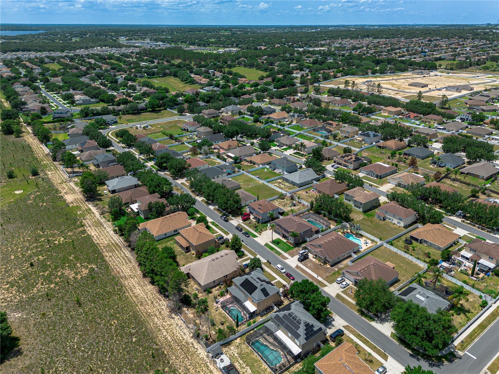 SOUTHERN FIELDS - Residential
