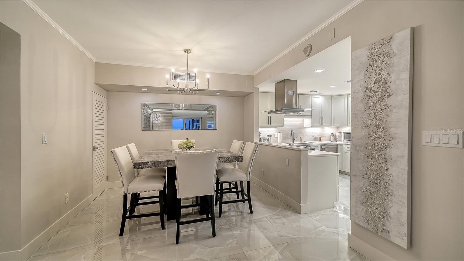 ISLANDER CLUB OF LONGBOAT - Residential