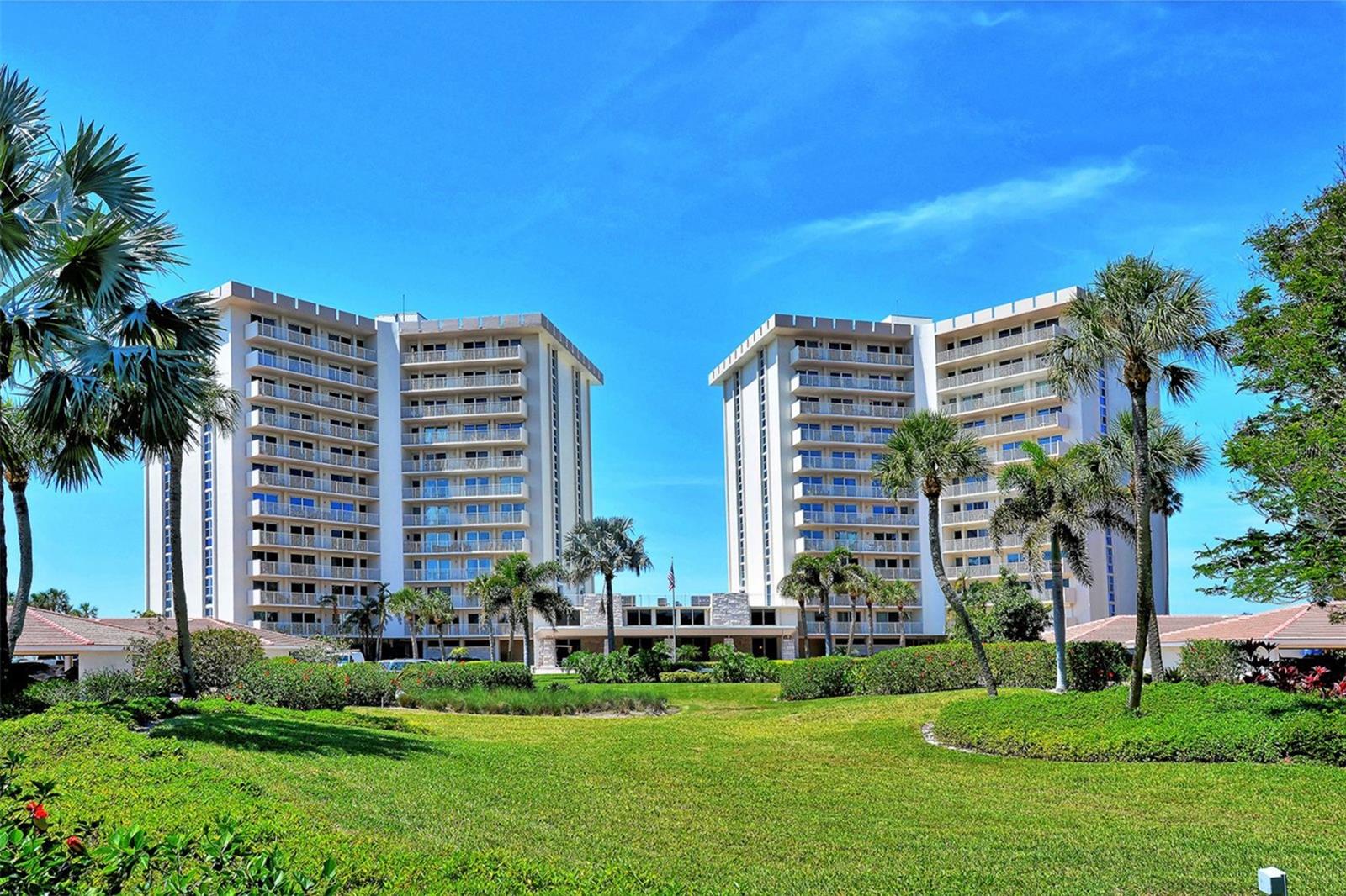 ISLANDER CLUB OF LONGBOAT - Residential