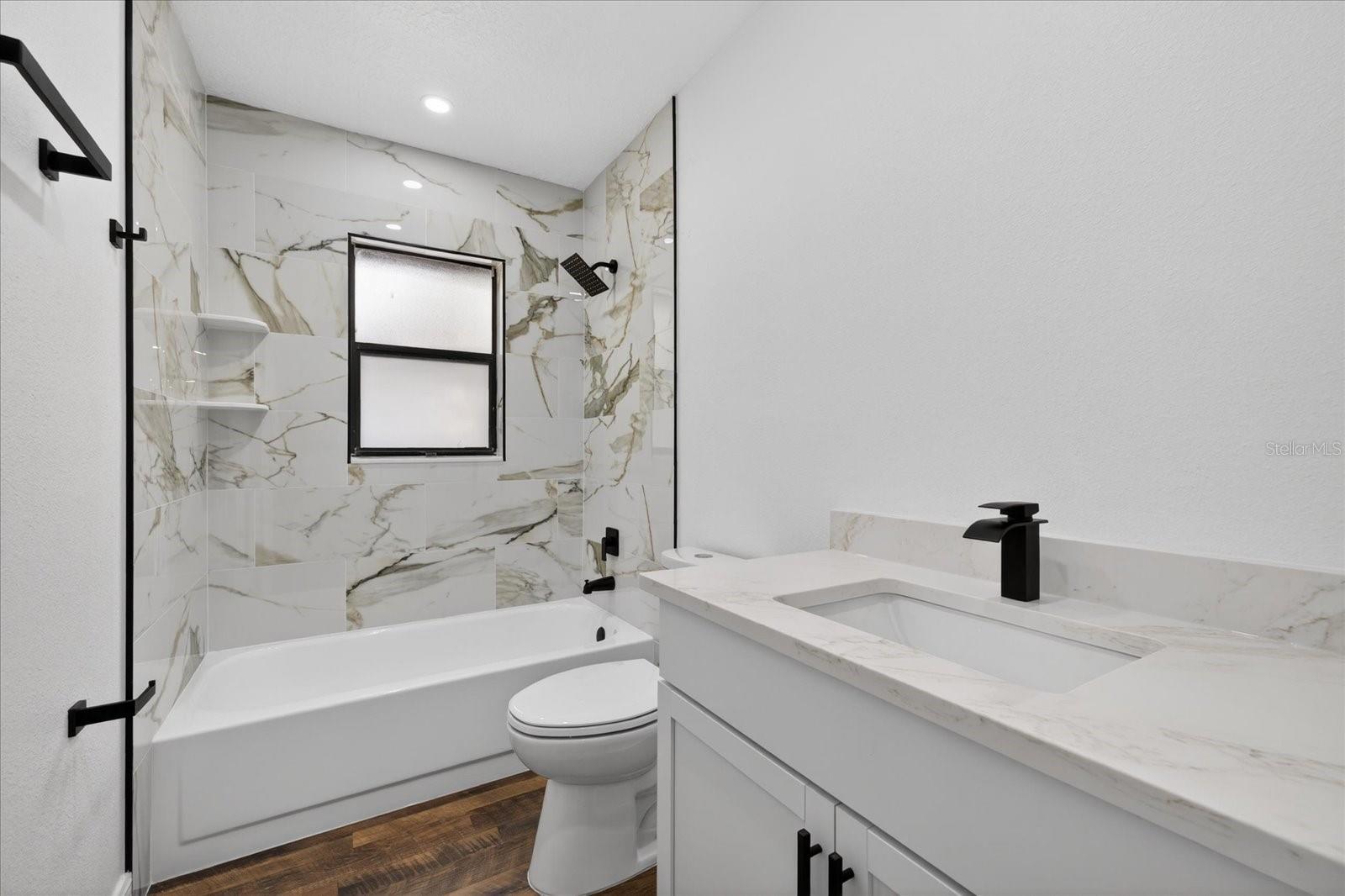 BAY WOODS-UNIT I - Residential