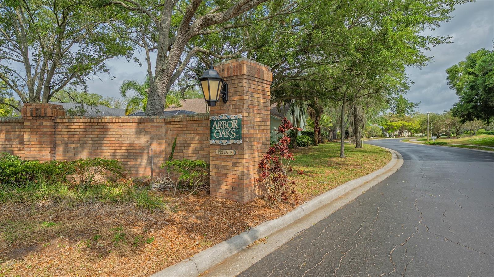 ARBOR OAKS - Residential
