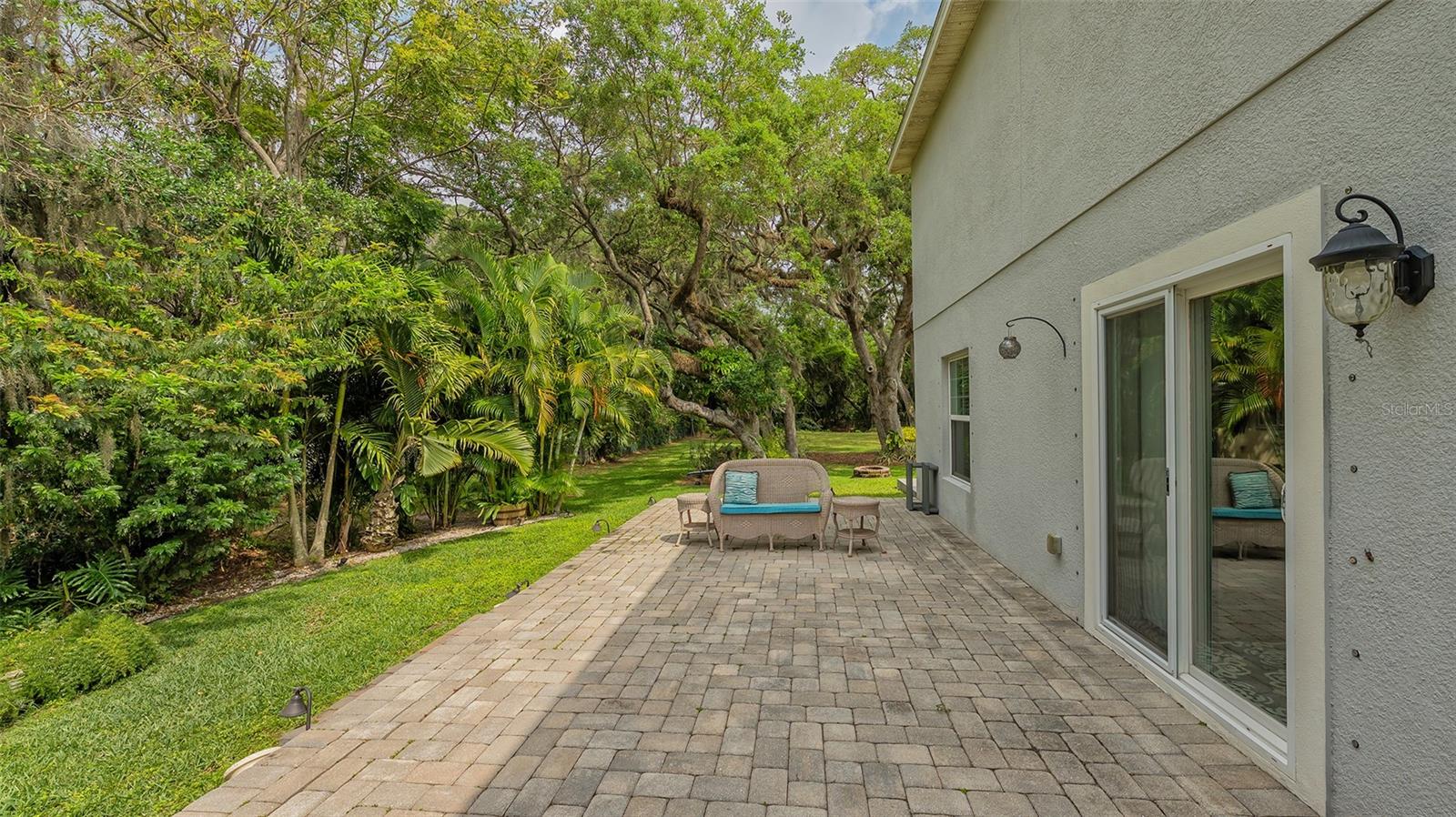 ARBOR OAKS - Residential