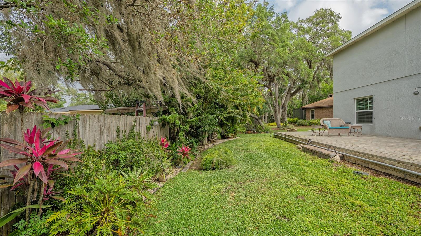 ARBOR OAKS - Residential
