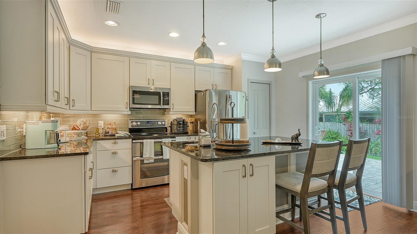 ARBOR OAKS - Residential