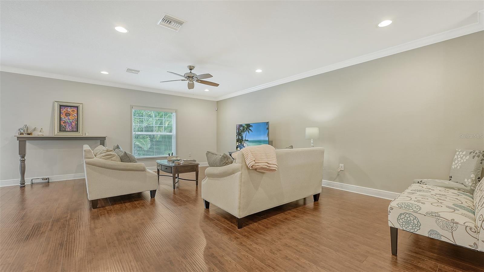 ARBOR OAKS - Residential