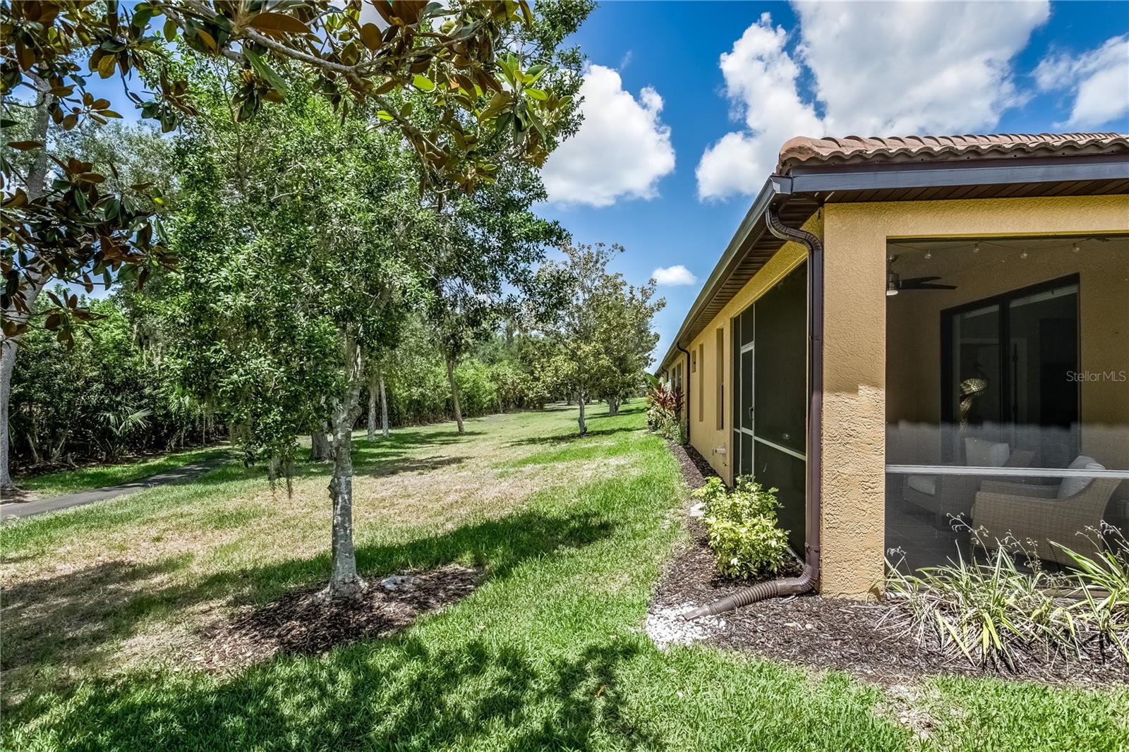 SOUTHSHORE FALLS PH 2 - Residential
