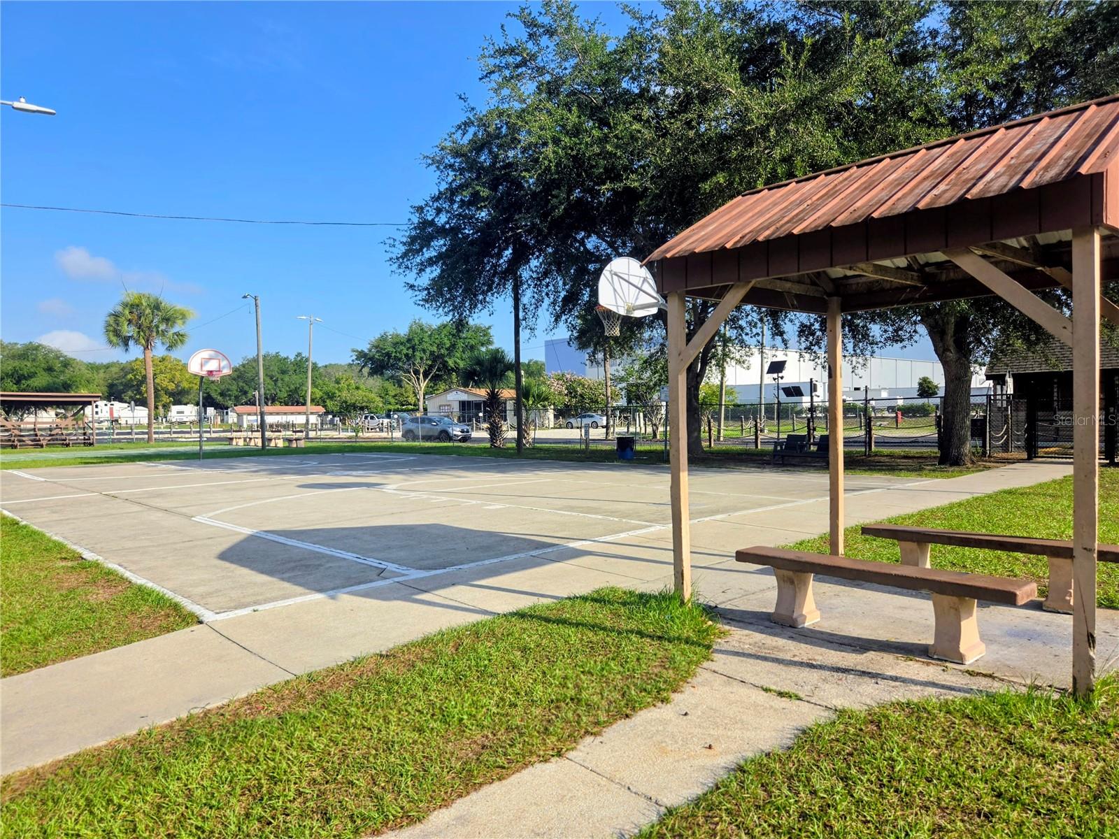 YOGI BEAR JELLYSTONE PARK CONDO - Residential