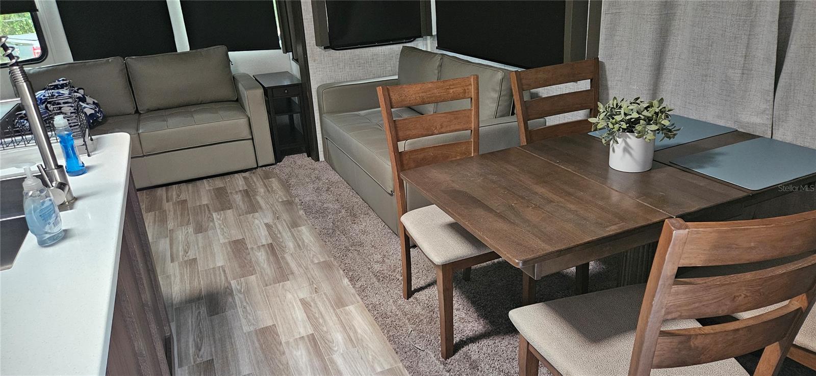 YOGI BEAR JELLYSTONE PARK CONDO - Residential