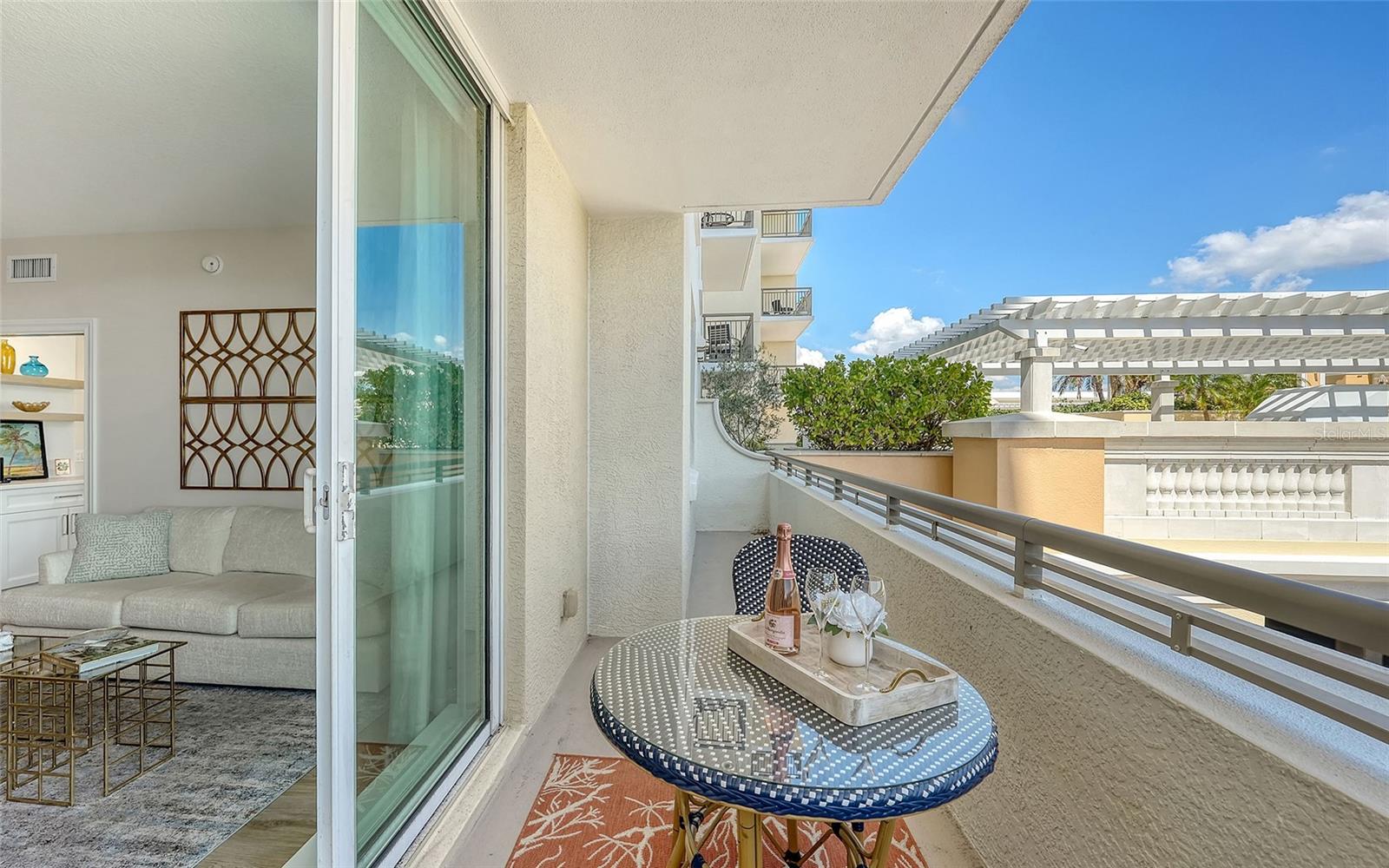 ALINARI - Residential