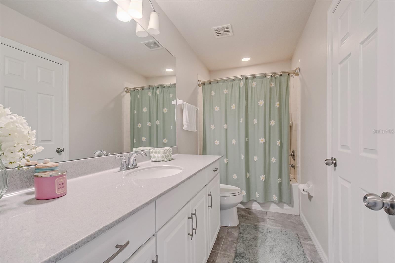 TAPESTRY PH 4 - Residential
