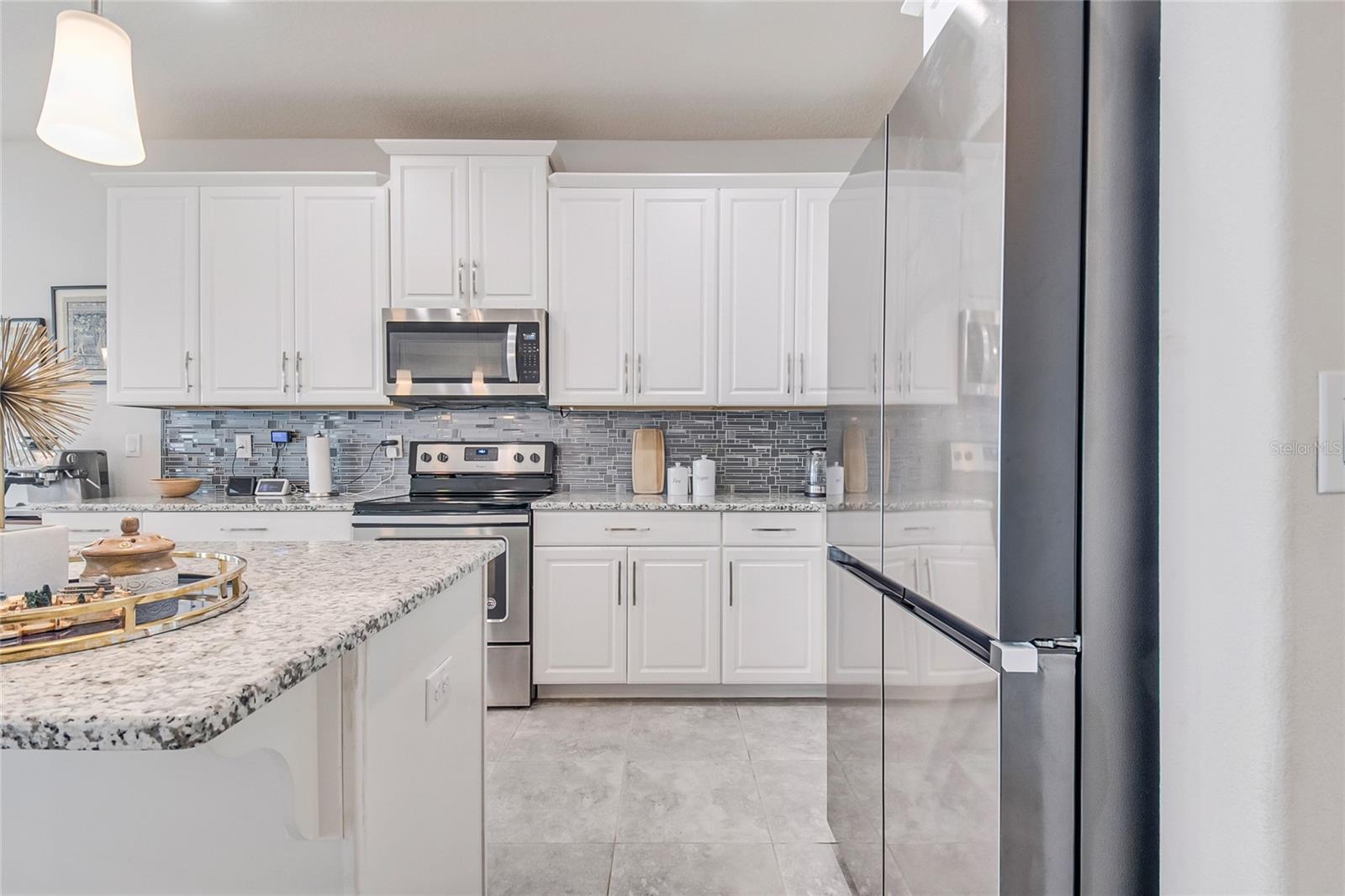 TAPESTRY PH 4 - Residential