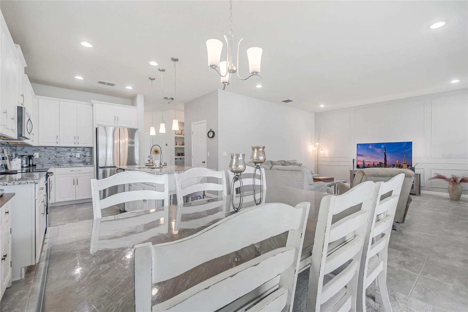 TAPESTRY PH 4 - Residential