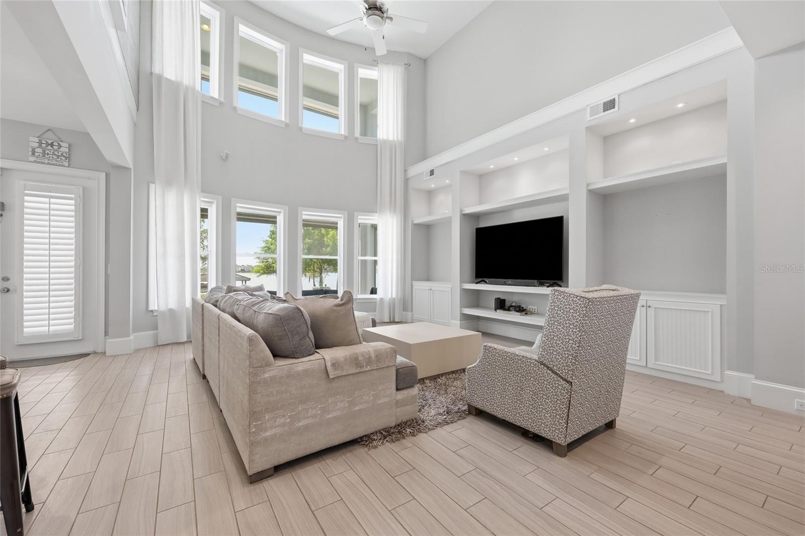 INDEPENDENCE - Residential