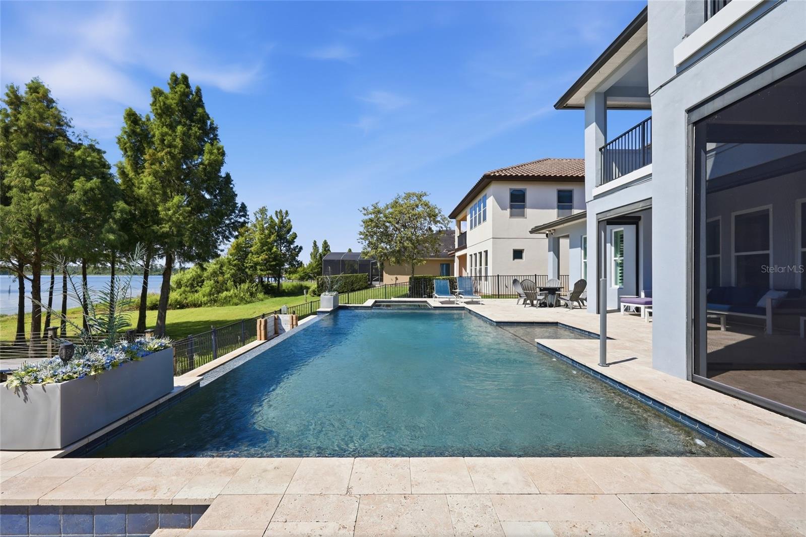 INDEPENDENCE - Residential