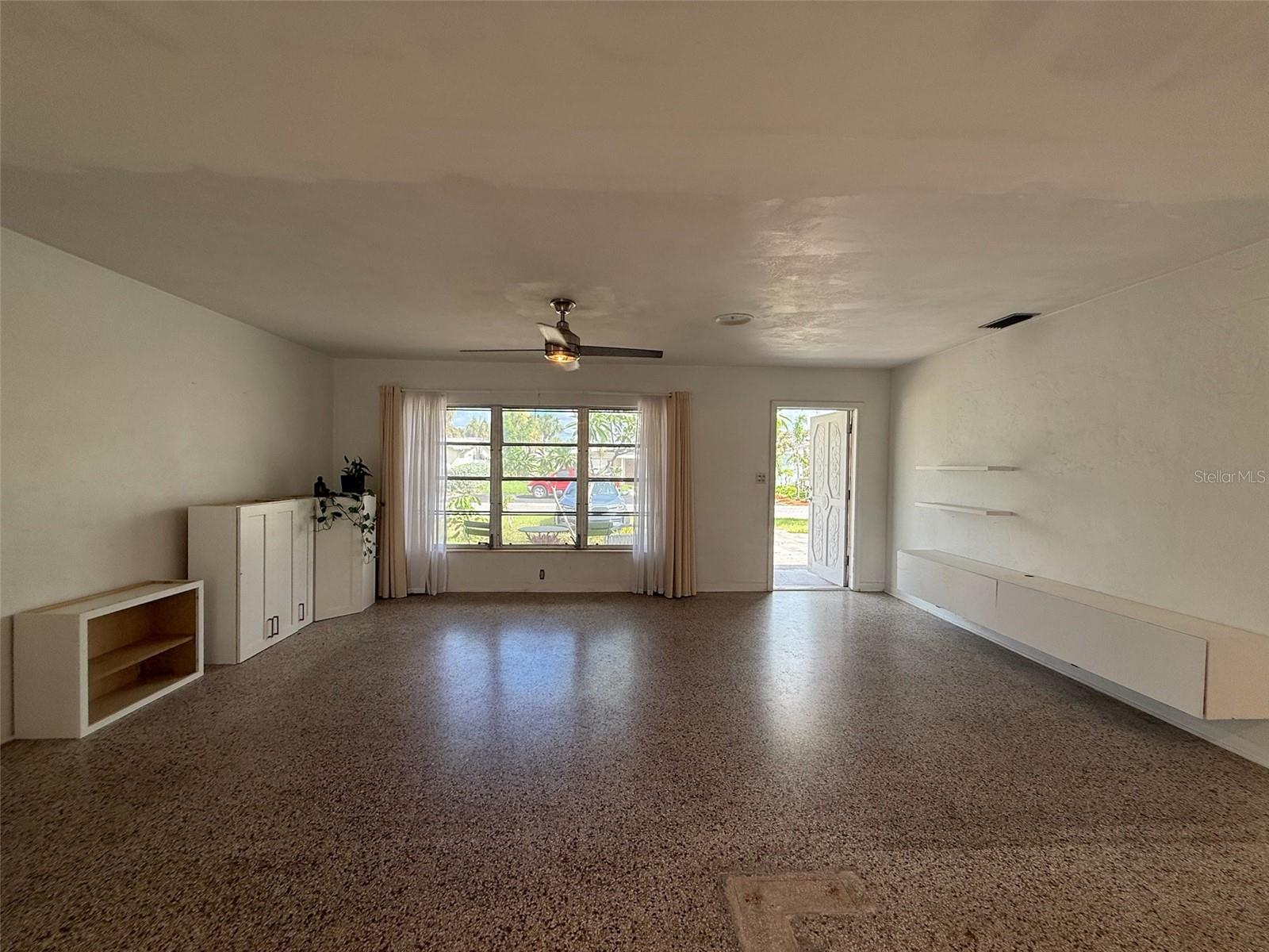ST PETERSBURG BEACH NORTH UNIT 6 - Residential