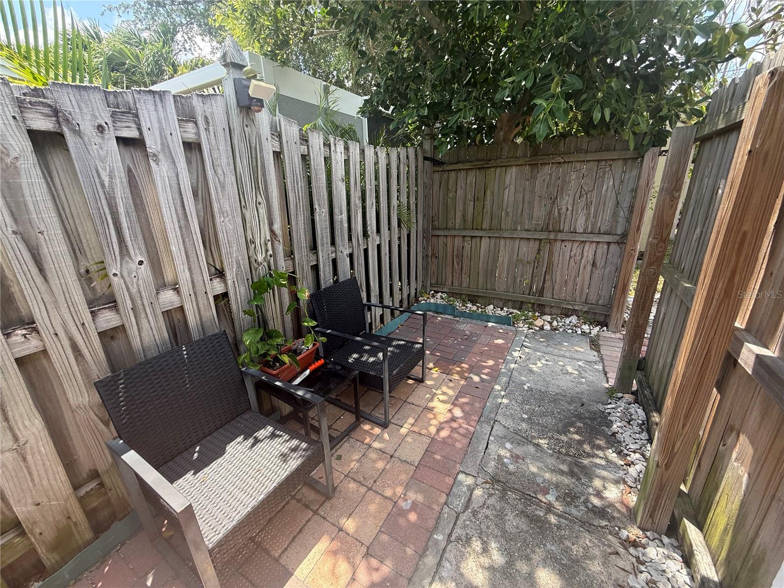 ST PETERSBURG BEACH NORTH UNIT 6 - Residential