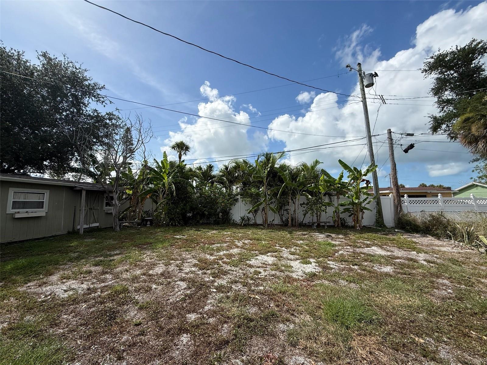 ST PETERSBURG BEACH NORTH UNIT 6 - Residential