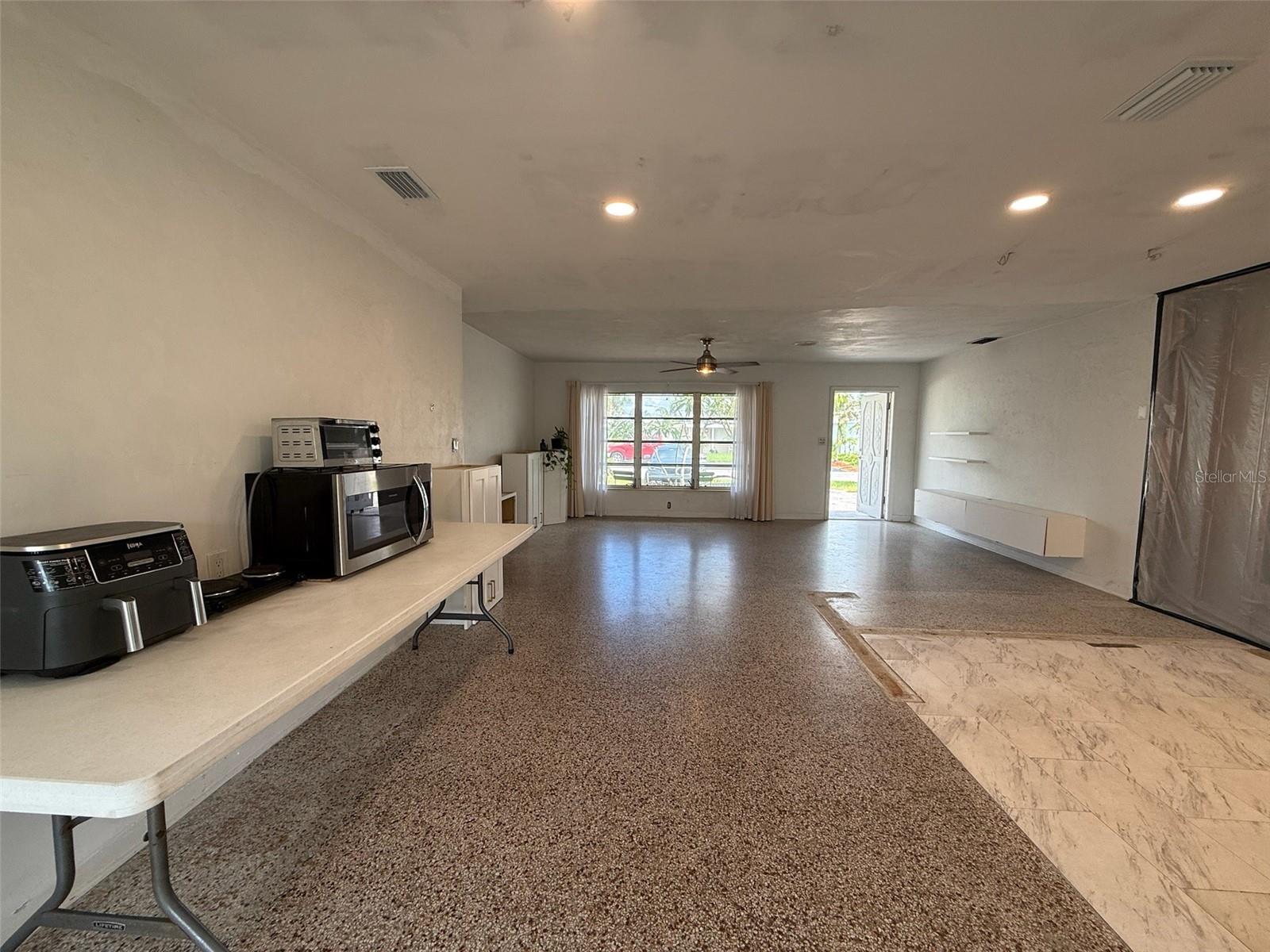 ST PETERSBURG BEACH NORTH UNIT 6 - Residential