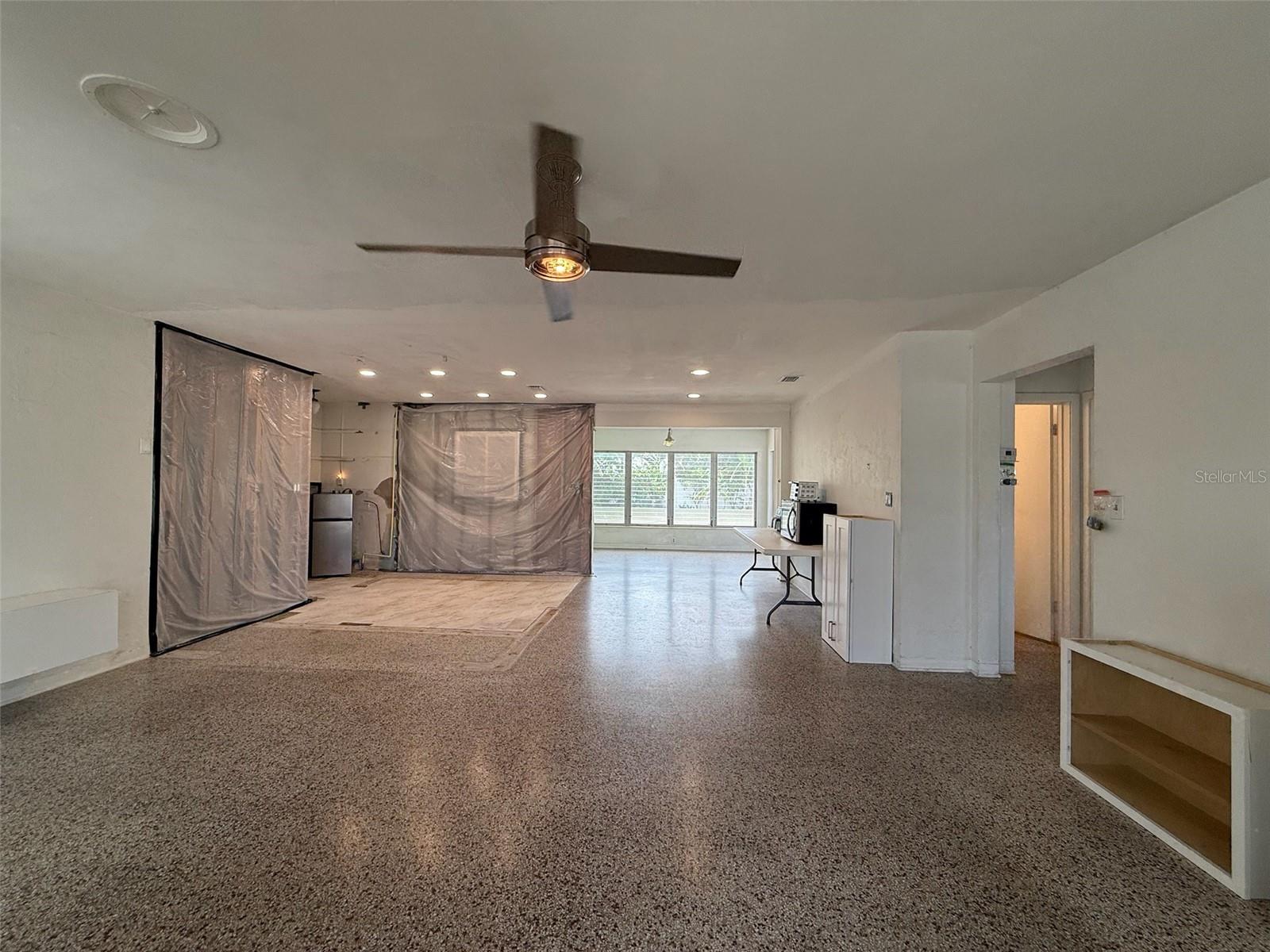 ST PETERSBURG BEACH NORTH UNIT 6 - Residential