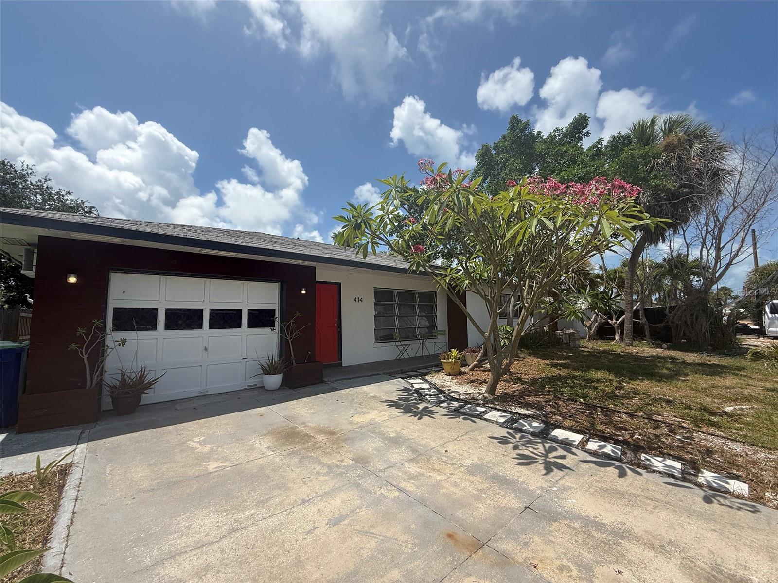 ST PETERSBURG BEACH NORTH UNIT 6 - Residential