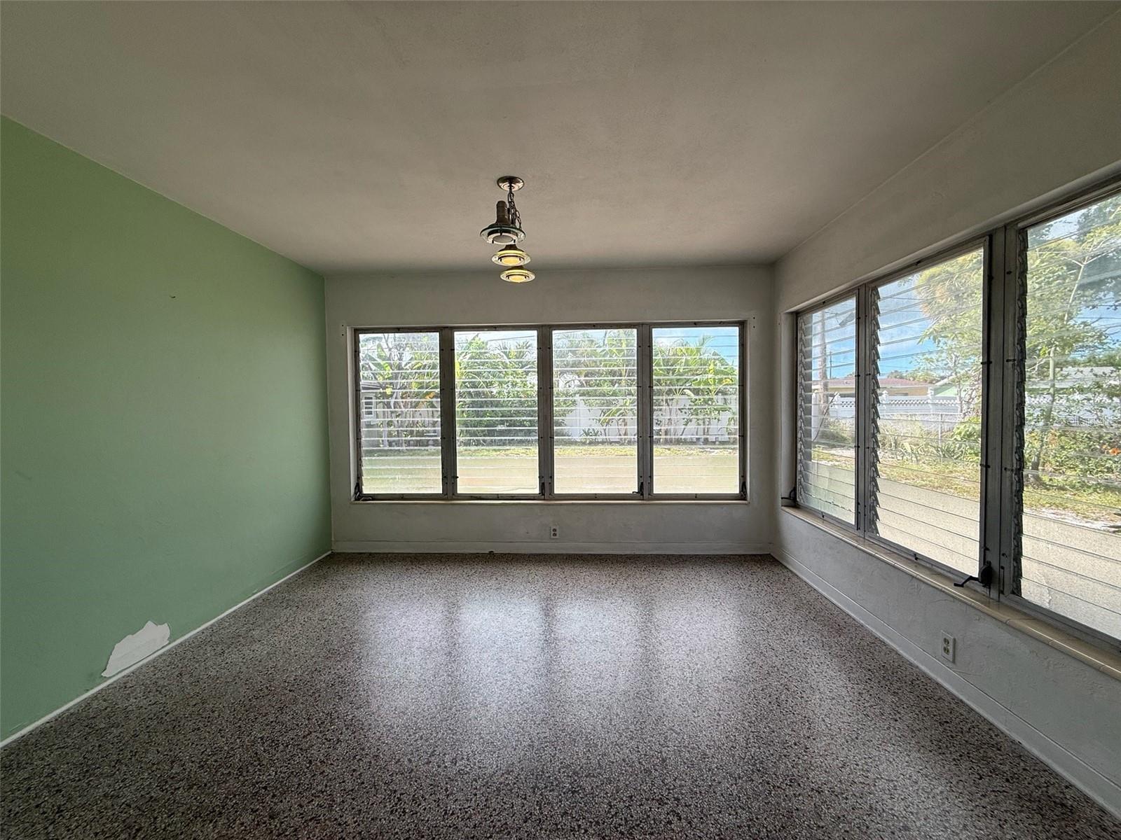 ST PETERSBURG BEACH NORTH UNIT 6 - Residential