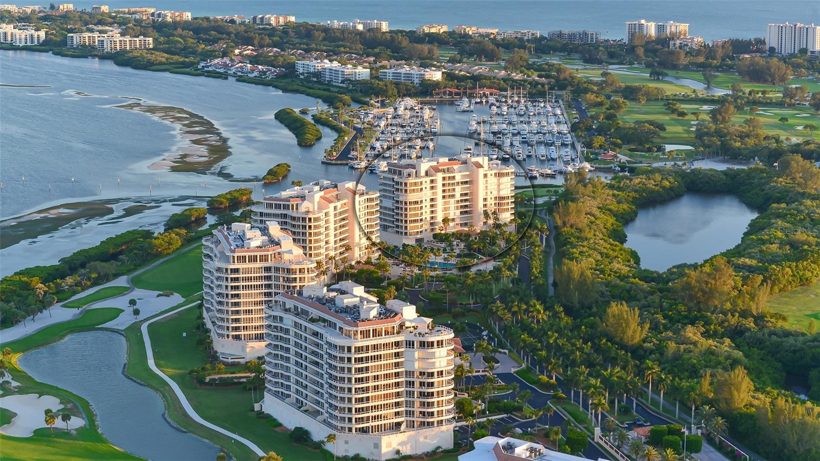GRAND BAY 4 - Residential
